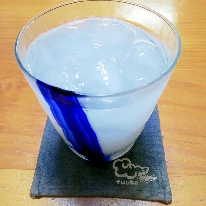 お酒 焼酎のカルピスウォーター割り レシピ 作り方 By ちゃこぶそん 楽天レシピ お酒 焼酎のカルピスウォーター割り レシピ 作り方 By ちゃこぶそん 楽天レシピ